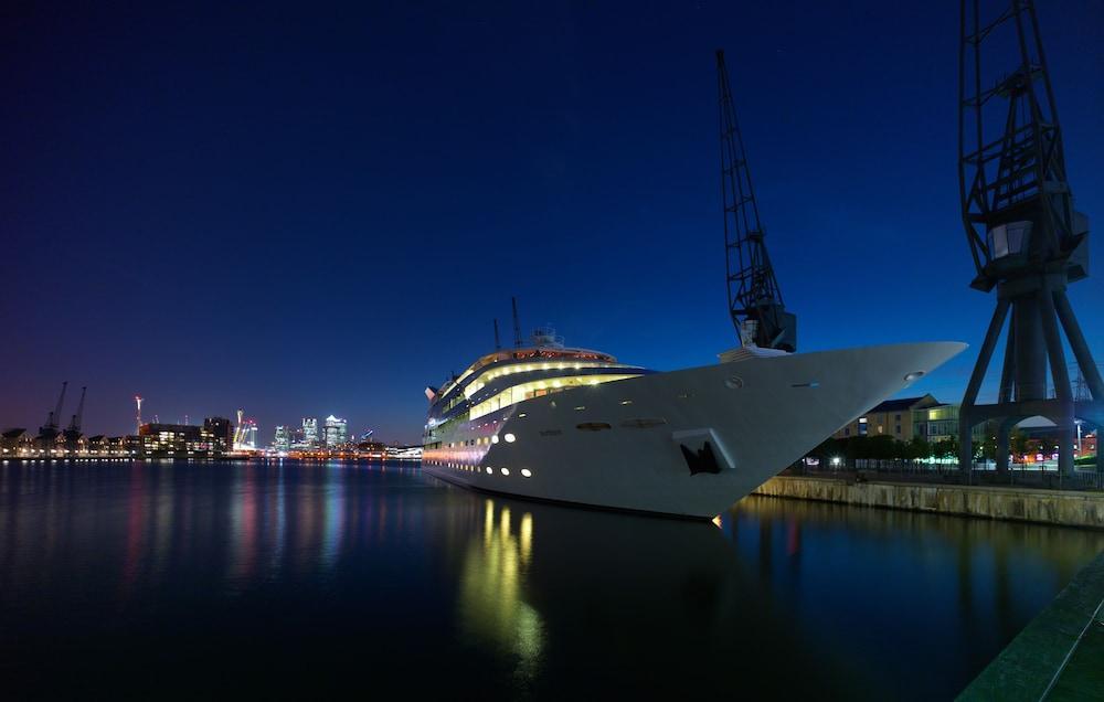 Sunborn London Yacht Hotel Exterior photo